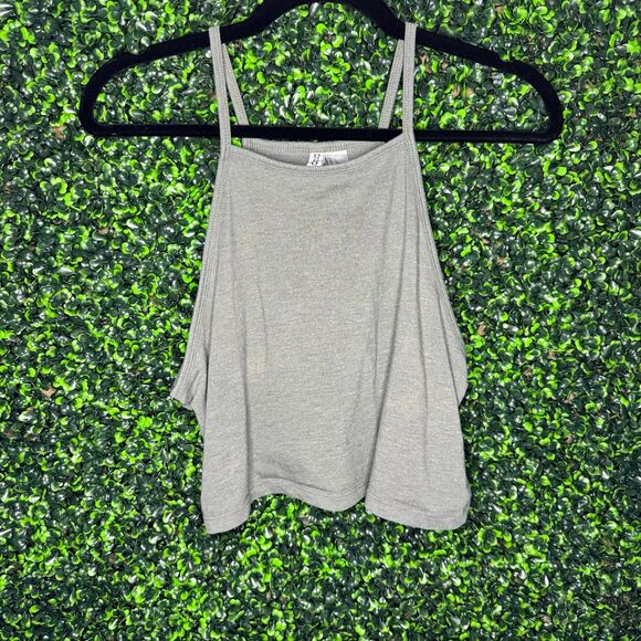 H&M divided halter top - Picture 2 of 2